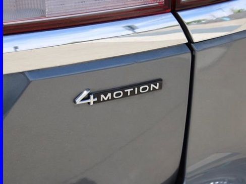 Used 2023 Volkswagen Atlas SEL image 8