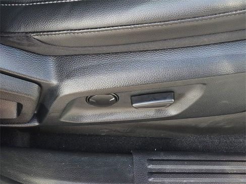 Used 2022 Ford Ranger Lariat w/ Equipment Group 501A High image 15