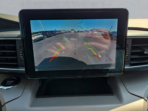 Used 2023 Ford Explorer XLT w/ Equipment Group 202A image 19