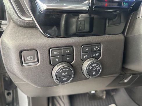 Used 2023 Chevrolet Silverado 1500 RST image 25