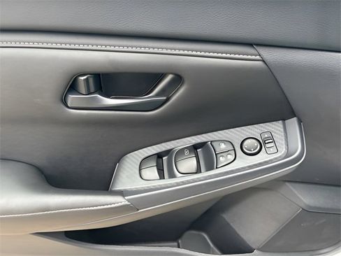 Used 2025 Nissan Sentra S image 20