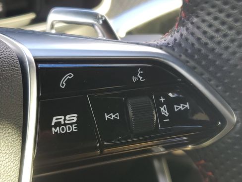 Used 2021 Audi RS 7 Sportback w/ Carbon Optic Package image 27