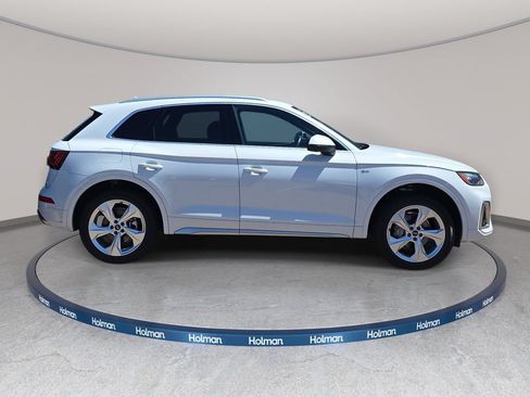 Used 2023 Audi Q5 2.0T Premium Plus w/ Premium Plus Package AWD/4WD image 5