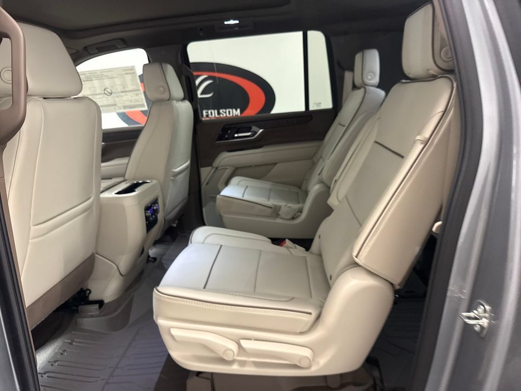 New 2026 GMC Yukon XL Denali w/ Sun & Power Step Package RWD image 12