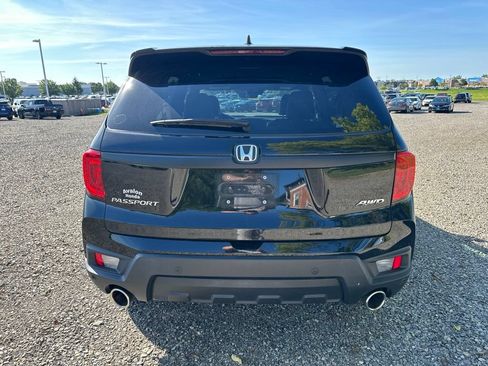 Used 2023 Honda Passport EX-L image 9