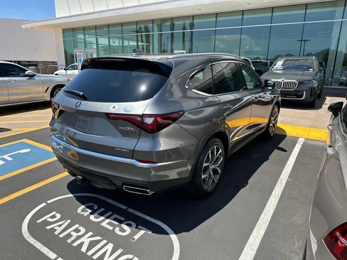 Used 2022 Acura MDX SH-AWD w/ Technology Package image 4