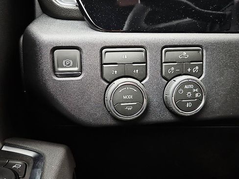 New 2026 Chevrolet Silverado 3500 LT w/ Convenience Package AWD/4WD image 20
