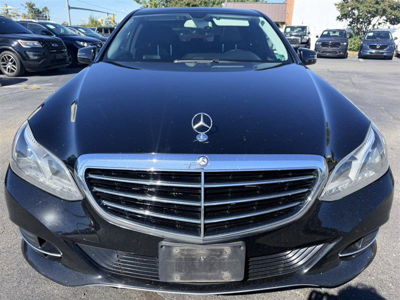Used 2014 Mercedes-Benz E 250 BlueTEC 4MATIC Sedan image 5