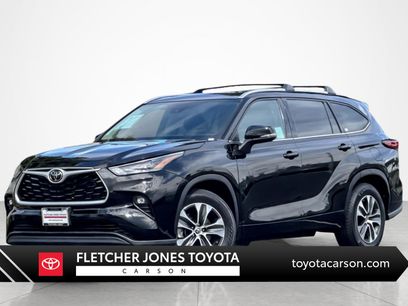 Used 2022 Toyota Highlander XLE