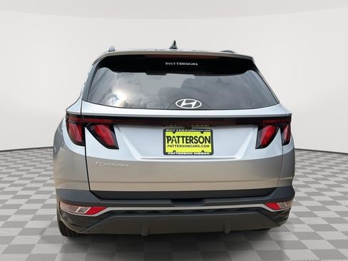 Used 2024 Hyundai Tucson SEL FWD image 3