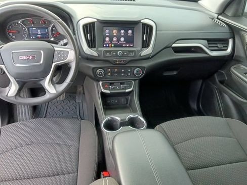 Used 2022 GMC Terrain SLE w/ LPO, Floor Liner Package FWD image 20