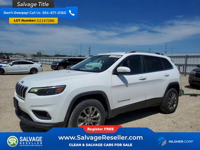 Used 2019 Jeep Cherokee Latitude Plus w/ Cold Weather Group