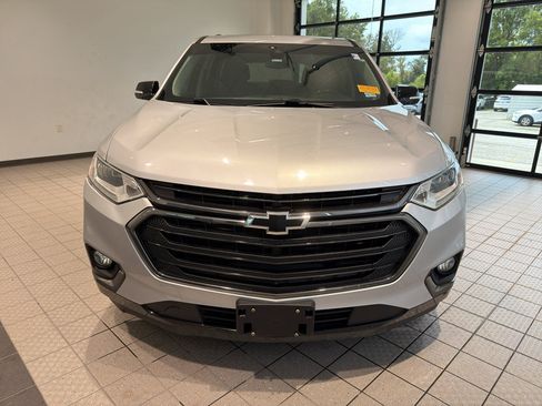 Used 2019 Chevrolet Traverse Premier w/ Redline Edition FWD image 8