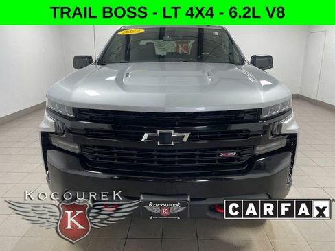 Used 2022 Chevrolet Silverado 1500 LT Trail Boss image 2