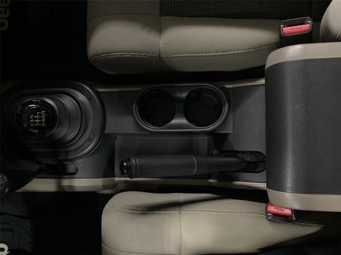 Used 2010 Jeep Wrangler Unlimited Sahara w/ Dual Top Group image 26