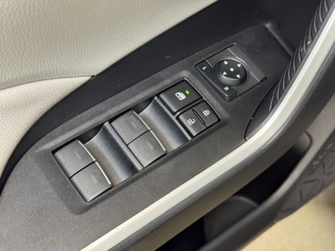 Used 2023 Toyota RAV4 XLE image 10