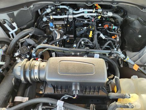 Certified 2024 Ford Explorer XLT w/ Equipment Group 202A AWD/4WD image 30