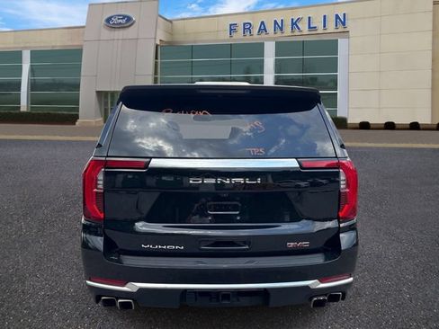 Used 2025 GMC Yukon Denali AWD/4WD image 6
