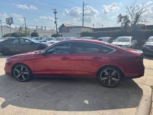 Used 2023 Honda Accord Sport image 3