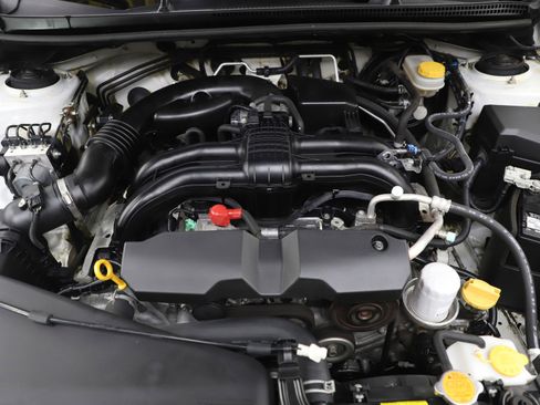 Used 2017 Subaru Crosstrek 2.0i image 29