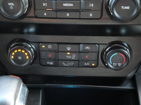 Certified 2019 Ford F150 XLT w/ Equipment Group 302A Luxury AWD/4WD image 17