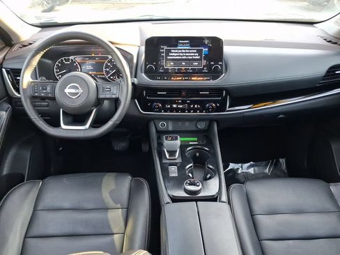 Certified 2022 Nissan Rogue SL w/ SL Premium Package AWD/4WD image 9