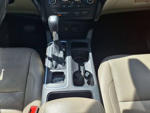 Used 2017 Ford Escape Titanium FWD image 35