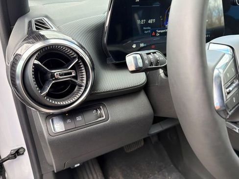 New 2026 Chevrolet Equinox LT w/ Safety and Technology Package FWD image 19