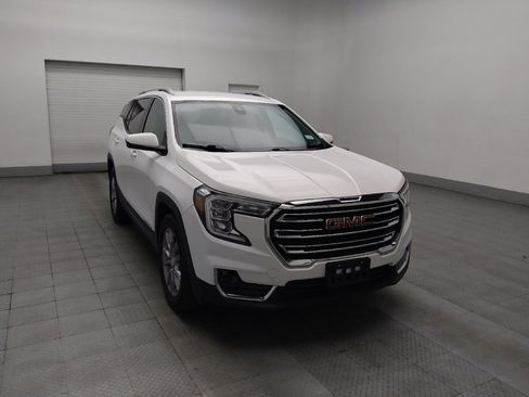 Used 2023 GMC Terrain SLT image 13