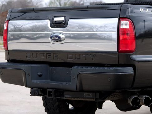 Used 2015 Ford F350 Platinum w/ FX4 Off-Road Package image 24