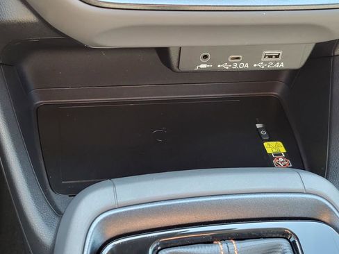 Certified 2025 Subaru Crosstrek 2.5i Limited w/ Crosstrek Mirror Package image 22