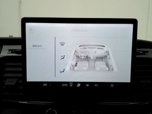 Used 2023 Ford Transit 350 XLT image 39