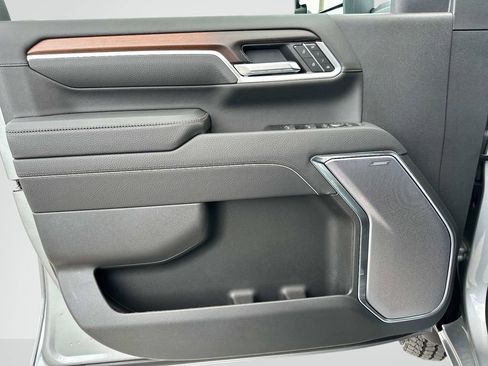 New 2025 GMC Sierra 2500 Denali w/ Technology Package image 21