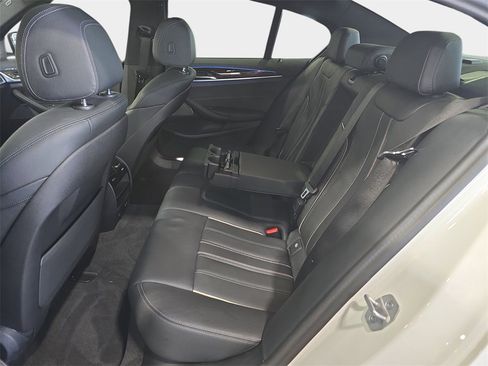 Certified 2023 BMW 530e 530e iPerformance w/ Premium Package image 10