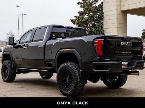 Used 2024 GMC Sierra 2500 Denali Ultimate w/ Max Trailering Package image 7