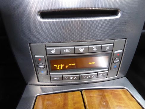 Used 2004 Cadillac XLR RWD image 23