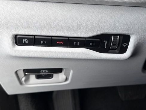 New 2026 Jeep Cherokee Limited image 25