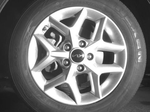 Used 2025 Kia Soul LX w/ LX Technology Package FWD image 15