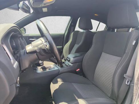 Used 2022 Dodge Charger R/T w/ Blacktop Package RWD image 18