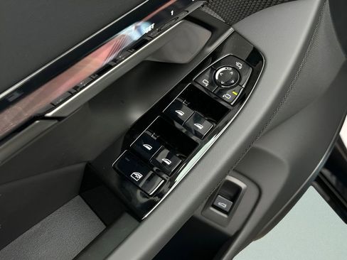 New 2027 BMW 530i RWD image 12
