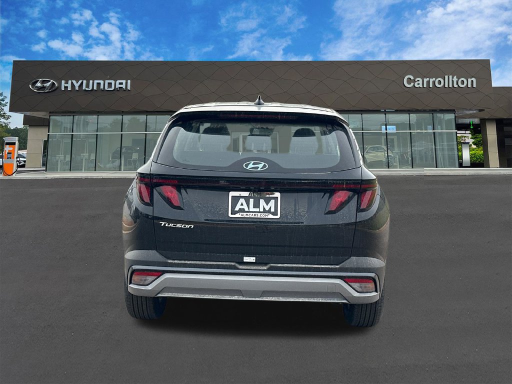 Certified 2026 Hyundai Tucson SE FWD image 6