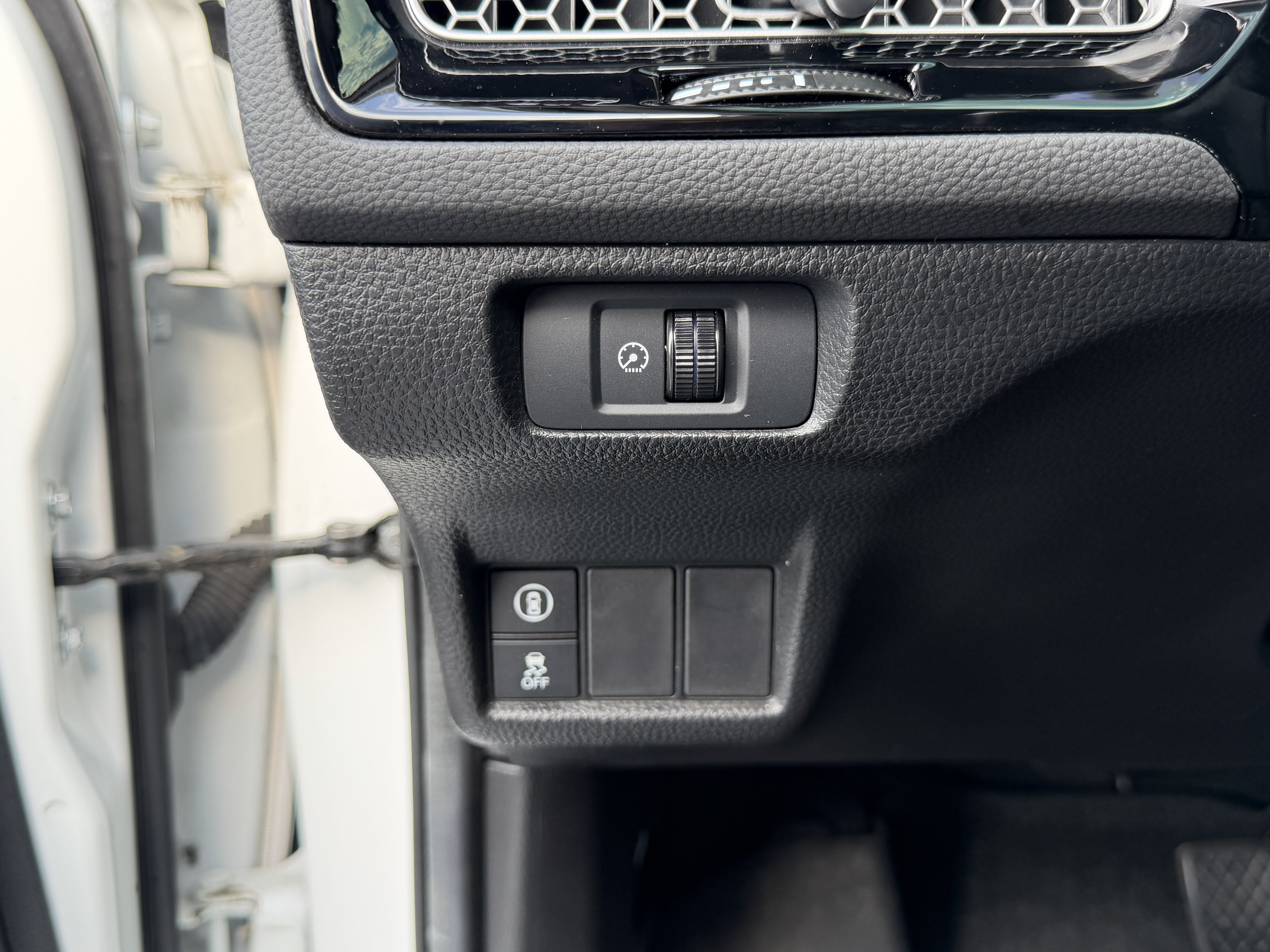 Used 2024 Honda Civic EX-L image 24