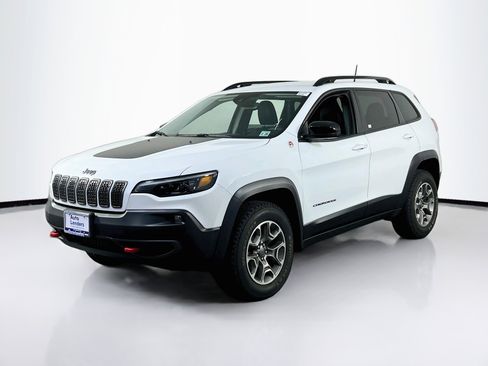 Used 2022 Jeep Cherokee Trailhawk w/ Trailer Tow Group image 1