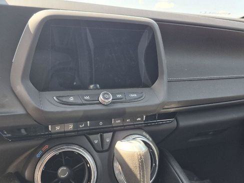 Used 2021 Chevrolet Camaro LT RWD image 9