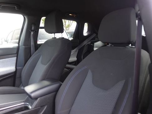 Used 2025 Jeep Compass Sport AWD/4WD image 22