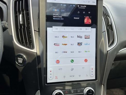 Certified 2024 Ford Edge ST-Line image 23