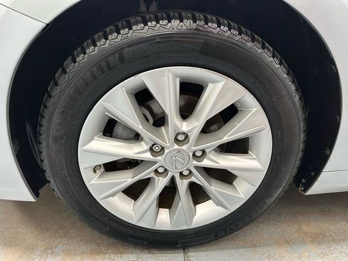 Used 2013 Lexus ES 300h w/ Luxury Pkg FWD image 26