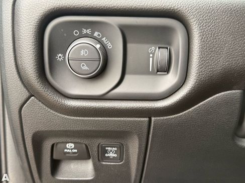 Used 2025 RAM 1500 Tradesman w/ Night Edition image 14