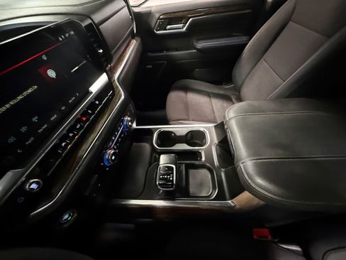 Used 2023 GMC Sierra 1500 Elevation w/ Preferred Package image 81