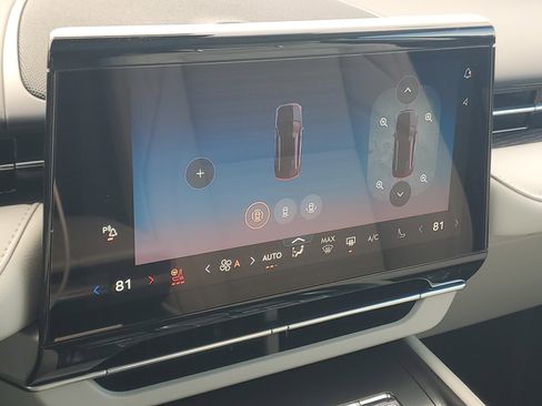 New 2026 Lincoln Nautilus Reserve w/ Jet Appearance Package image 25